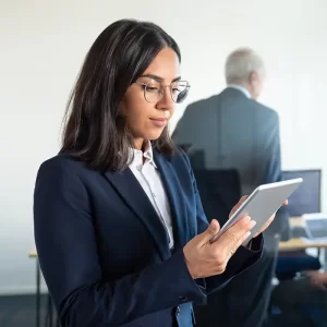 Imagem-de-advogada-especializada-em direito-civil